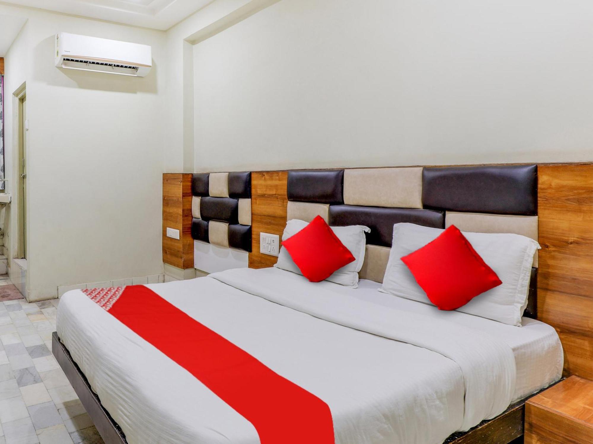 Hotel O Asopalav Naroda 外观 照片